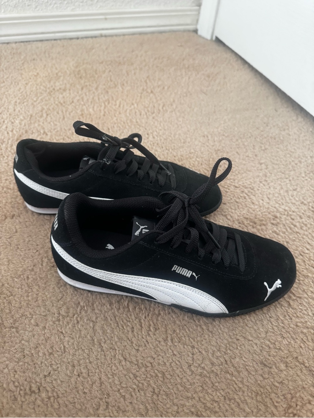 Puma Women’s Black & White Bella Donna Suede Sneaker